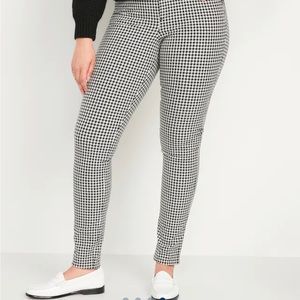 Old Navy Houndstooth Pixie Pants 👖